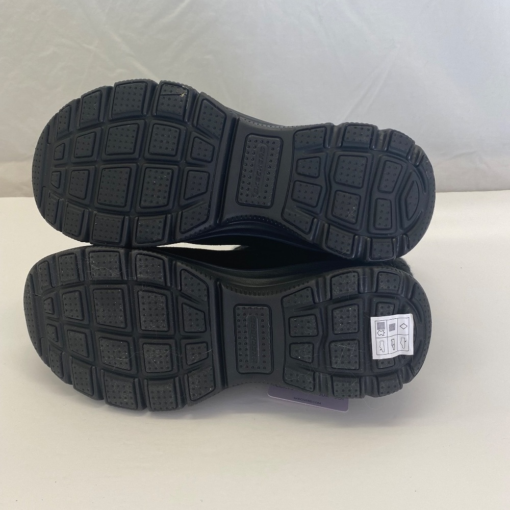 NWT Skechers - Memory Foam Boot - Water Repellent - Women's Size 7 (Free Gift!) - Picture 8 of 11